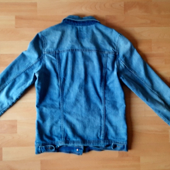 Old Navy Jean Jacket - Picture 3 of 3